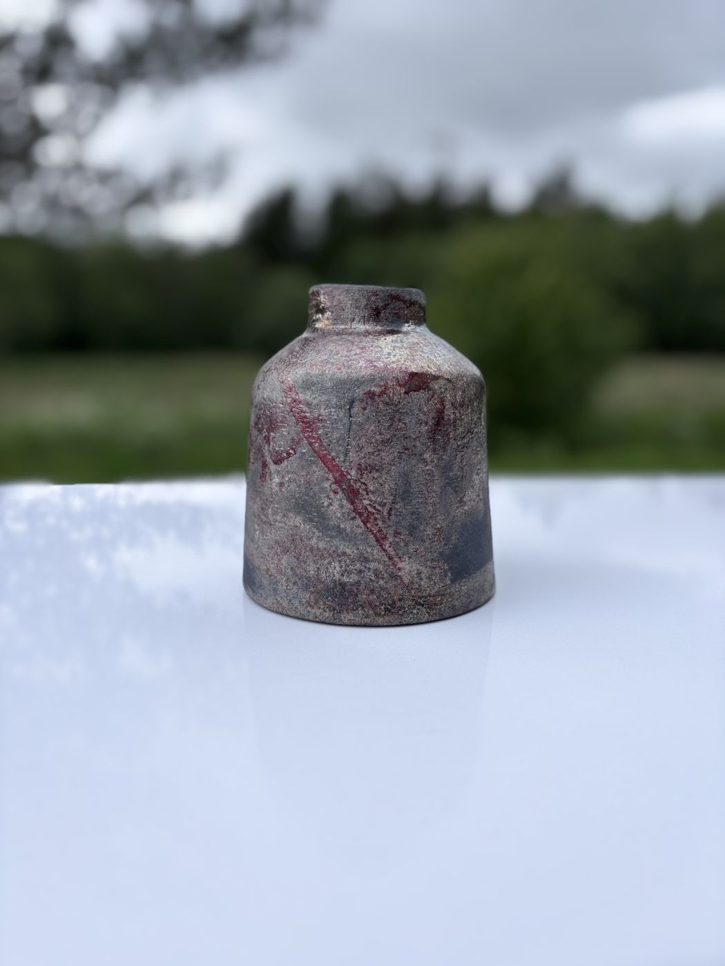 Brun flaskevase