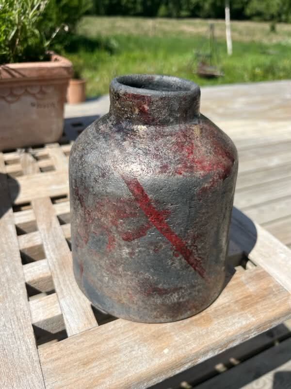 Raku sort vase