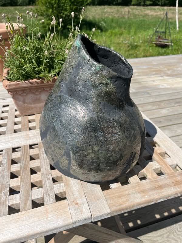 Raku vase sort